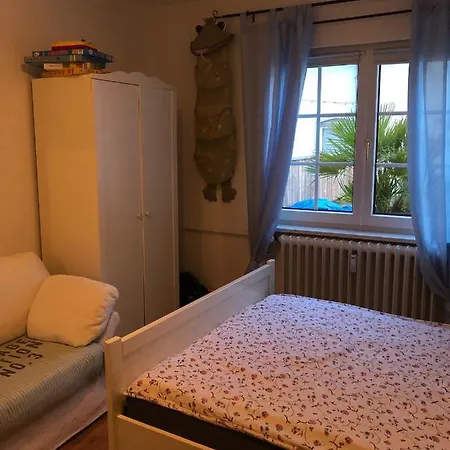 Ferienwohnung Und Aparment Am Steinbrunnen برونبيبيرغ