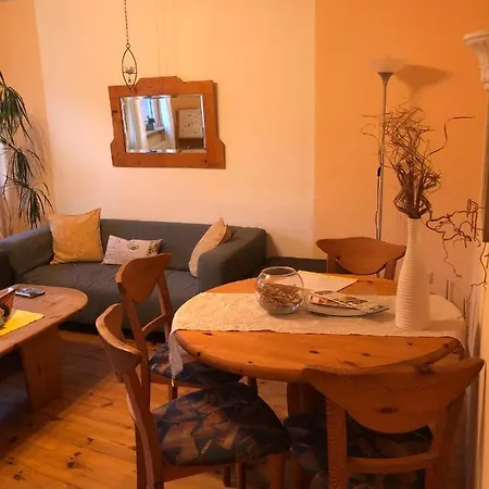 Ferienwohnung Und Aparment Am Steinbrunnen شقة