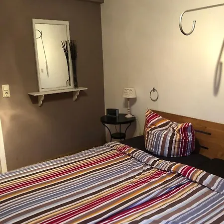 Ferienwohnung Und Aparment Am Steinbrunnen شقة برونبيبيرغ